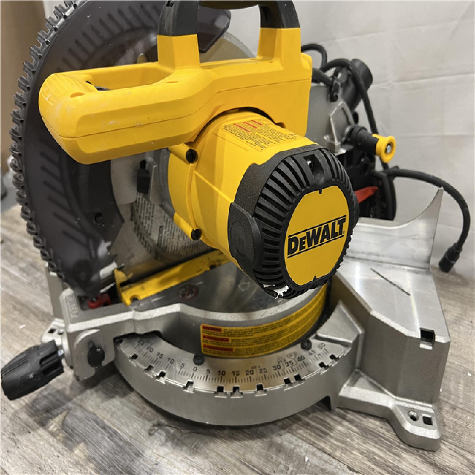 AS-IS DeWalt 15 Amp Corded 10 in. Compound Single Bevel Miter Saw