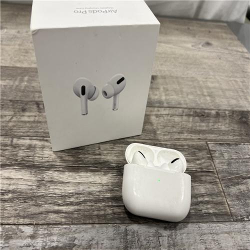 AS-IS AirPods Pro 1 And MagSafe Charging Case