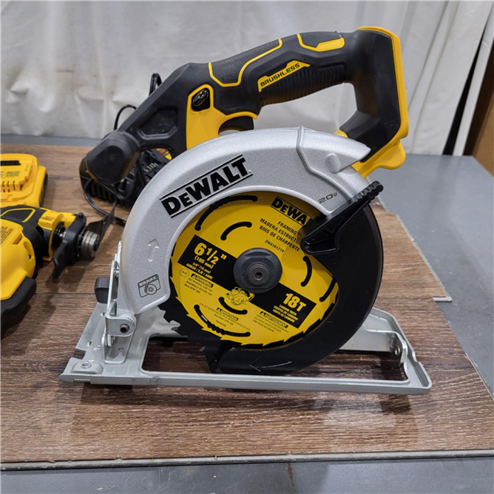 New AS-IS Dewalt 20-Volt MAX ToughSystem Lithium-Ion 6-Tool Cordless Combo Kit