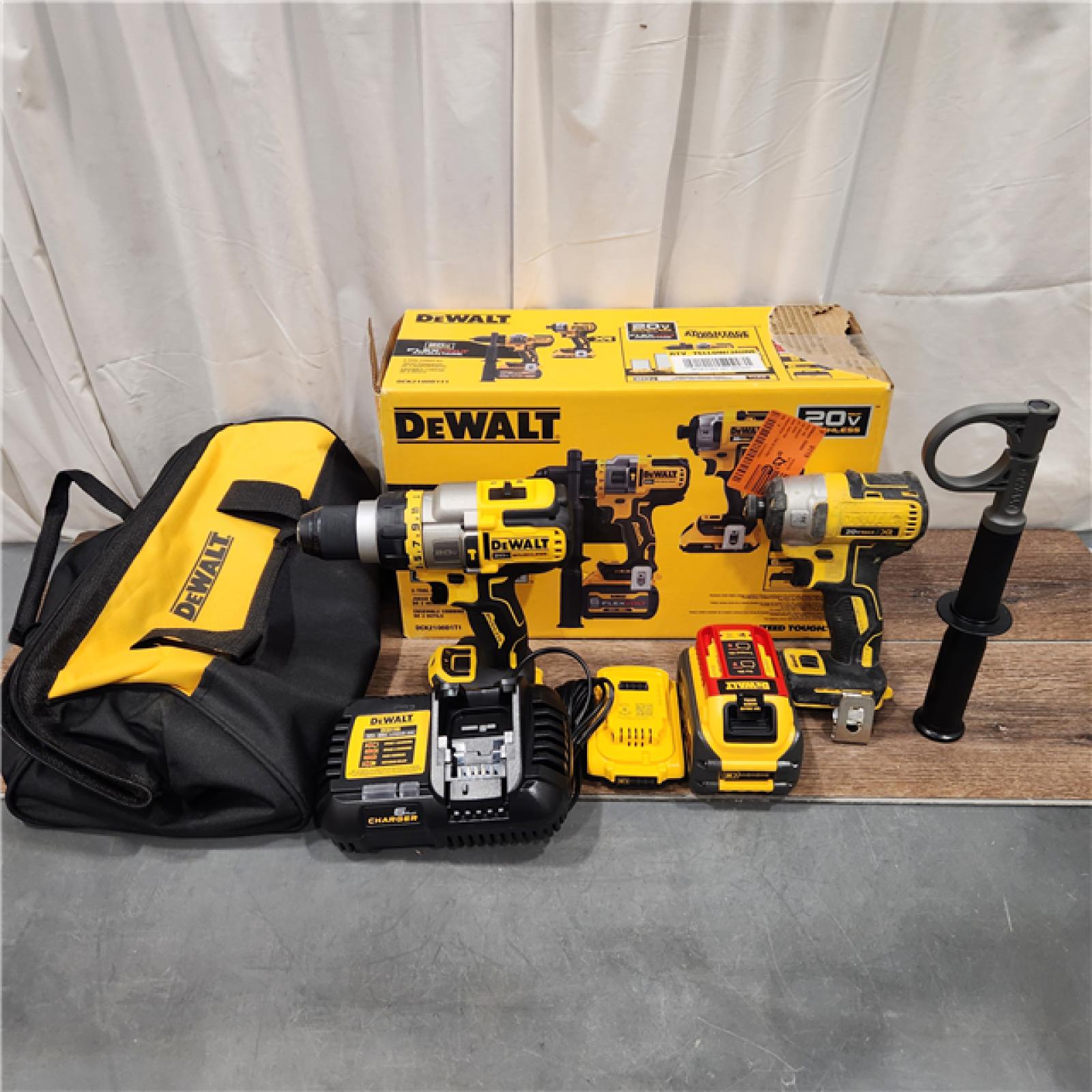 AS IS DEWALT 20V MAX Cordless Brushless Hammer Drill/Driver 2 Tool Combo Kit with FLEXVOLT ADVANTAGE