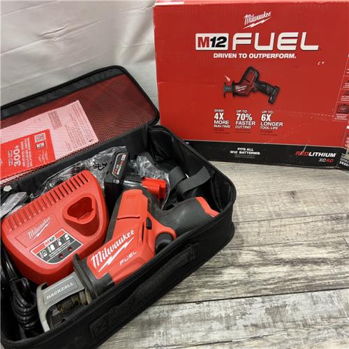 AS-IS MILWAUKEE M12 Fuel Kit De Sierra Sable Reciproca Hackzall Con 1 BaterÃ­a Milwaukee