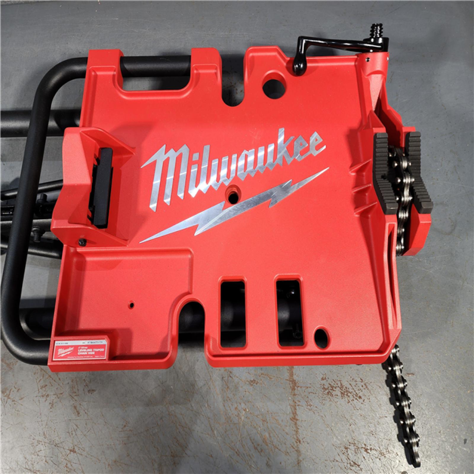 HOUSTON LOCATION - AS-IS Milwaukee 1/8 in. to 6 in. Portable Leveling Tripod Chain Vise Stand