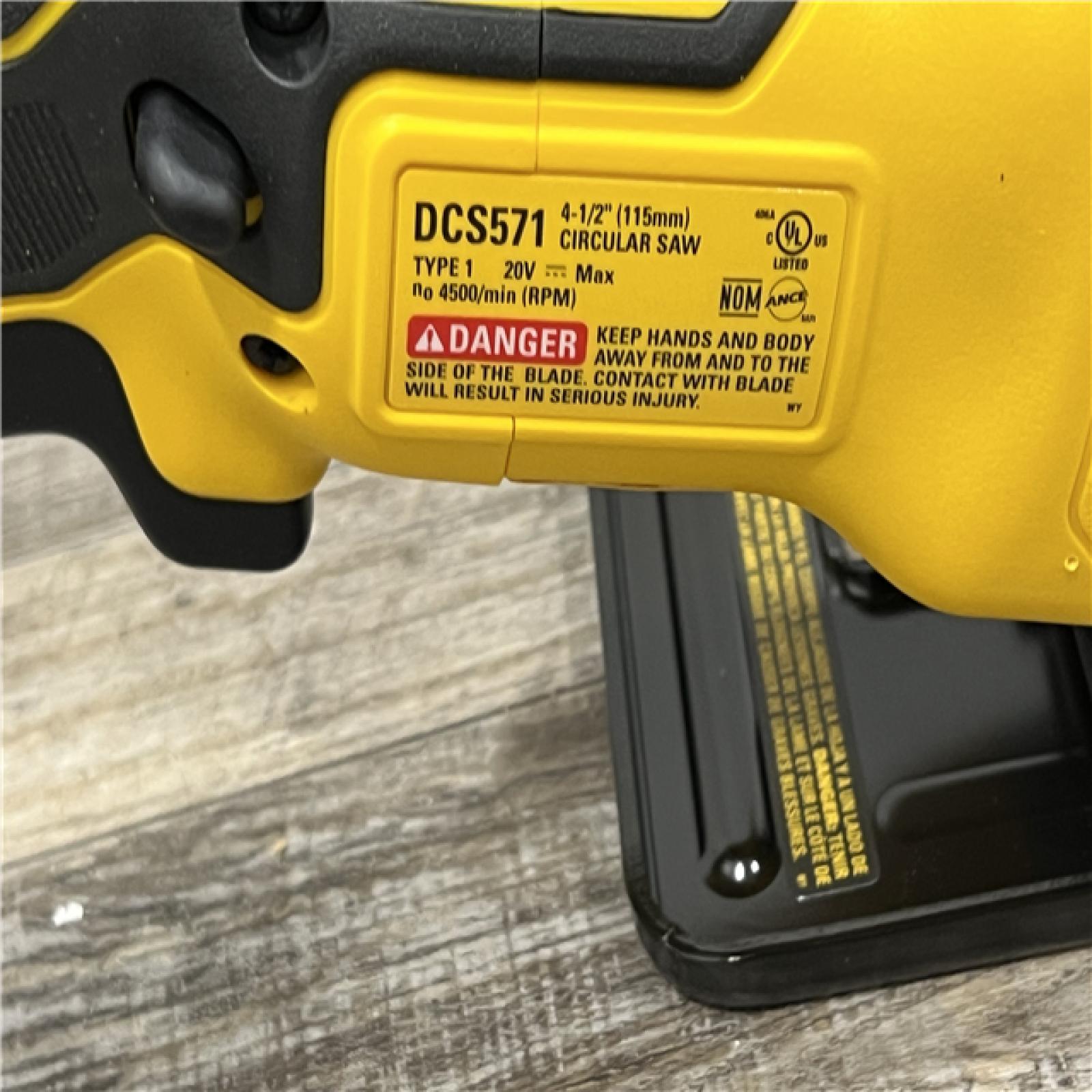 AS-IS DEWALT ATOMIC 20V MAX Cordless Brushless 4-1/2 in. Circular Saw (Tool Only)