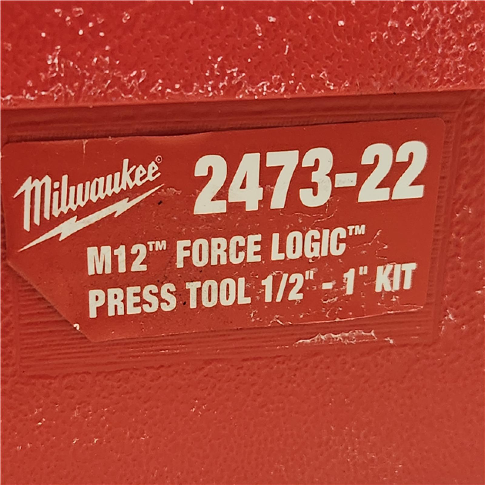 Phoenix Location Milwaukee M12 12-Volt Lithium-Ion Force Logic Cordless Press Tool Kit (3 Jaws Included) with Two 1.5 Ah Battery and Hard Case