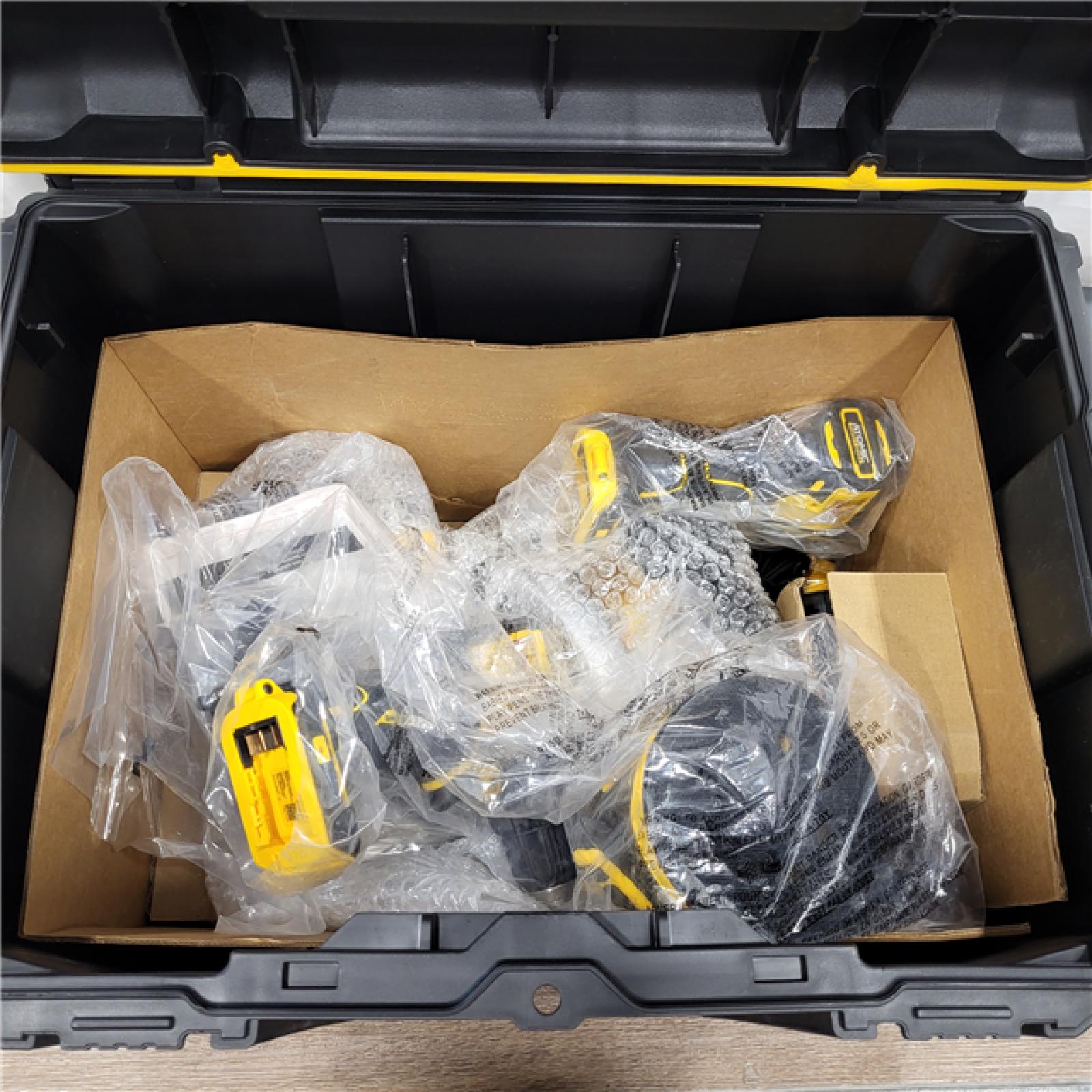 AS-IS Dewalt 20-Volt MAX ToughSystem Lithium-Ion 6-Tool Cordless Combo Kit