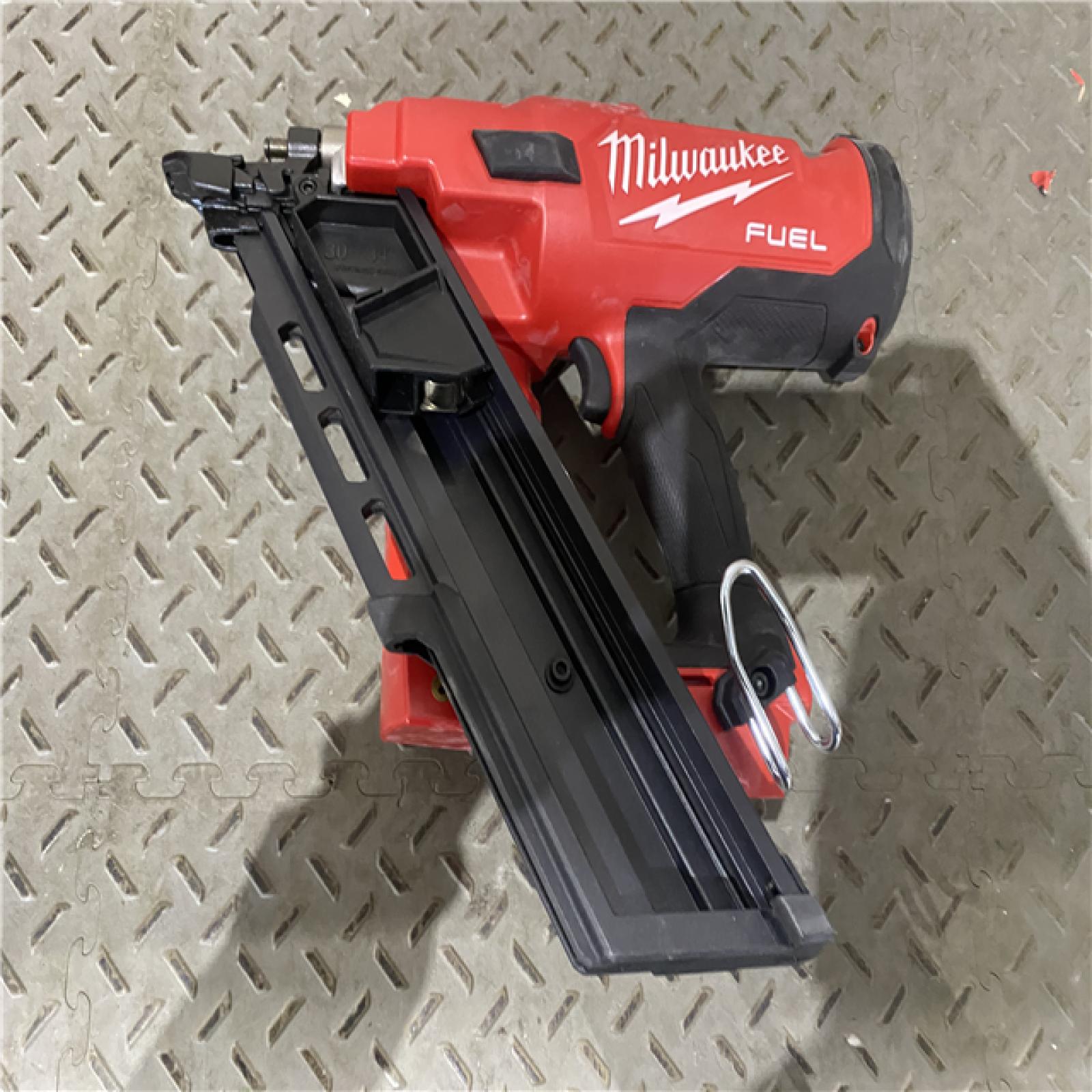 Houston location AS-IS MILWAUKEE M18 FUEL 3-1/2 in. 18-Volt 30-Degree Lithium-Ion Brushless Cordless Framing Nailer (Tool-Only)