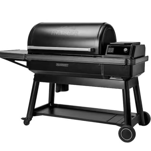 DALLAS LOCATION - Traeger Ironwood XL Wi-Fi Pellet Grill and Smoker in Black