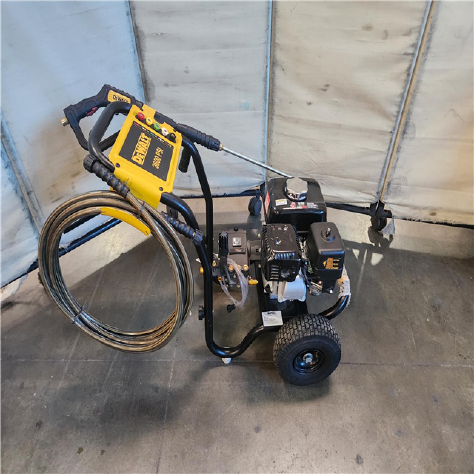 California AS-IS DEWALT 3600 PSI 2.5 GPM Cold Water Gas Professional Pressure Washer with HONDA GX200 Engine