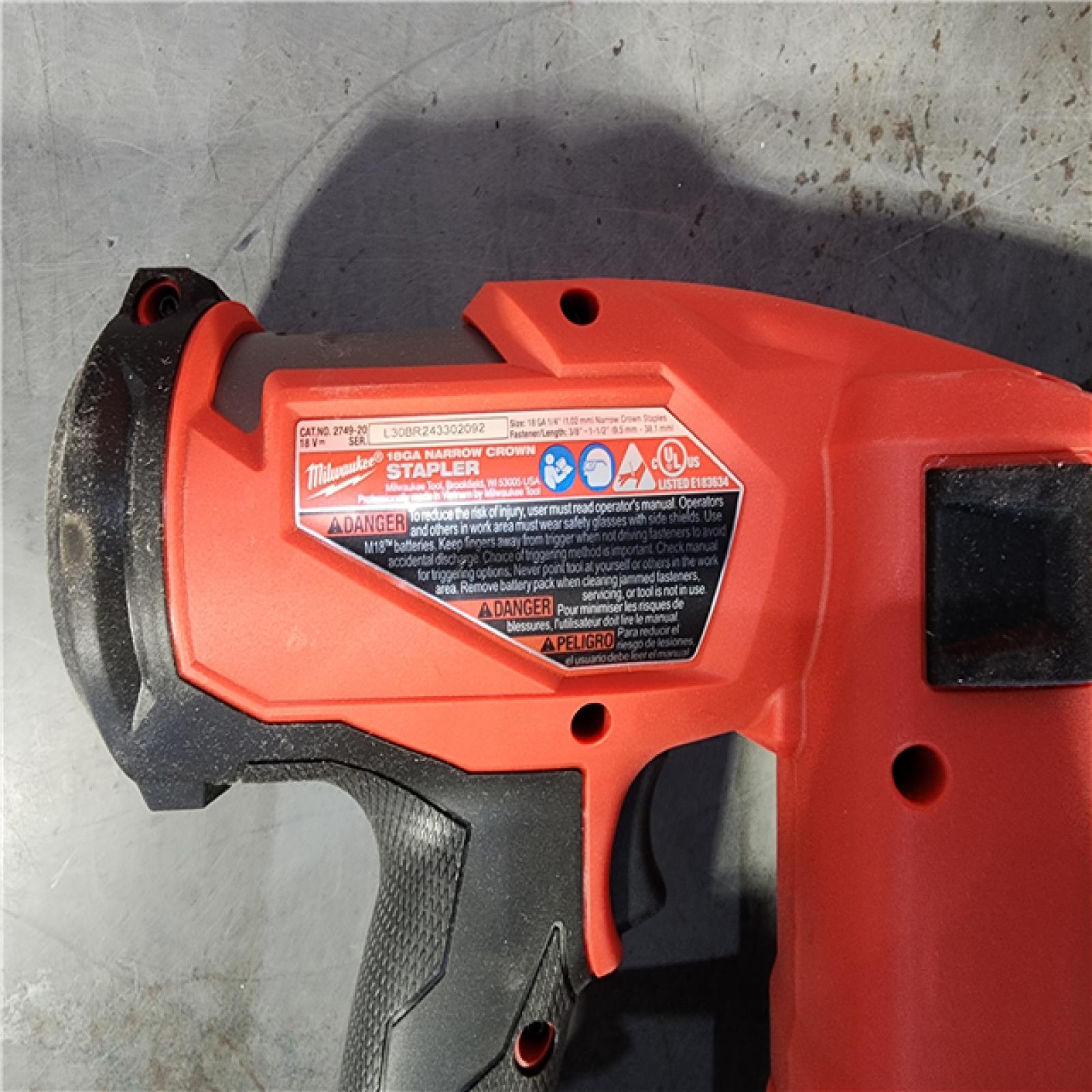 HOUSTON LOCATION - AS-IS M18 FUEL 18-Volt Lithium-Ion Brushless Cordless 18-Gauge 1/4 in. Narrow Crown Stapler (Tool-Only)