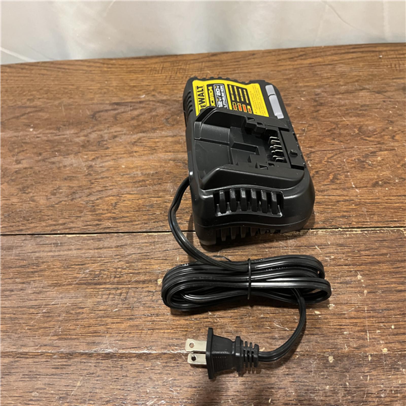 AS-ISDEWALT 20V MAX Lithium-Ion 6.0Ah and 4.0Ah Battery and Charger Starter Kit