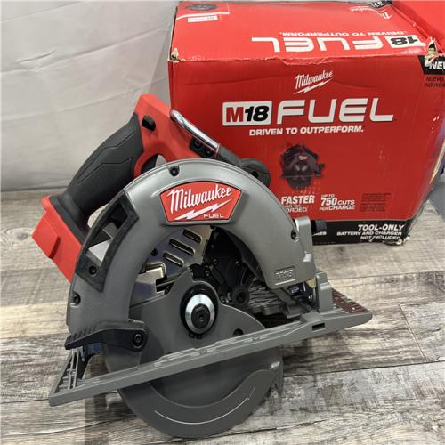 AS-IS MILWAUKEE M18 FUEL 18V Lithium-Ion Brushless Cordless 7-1/4 in. Circular Saw (Tool-Only)