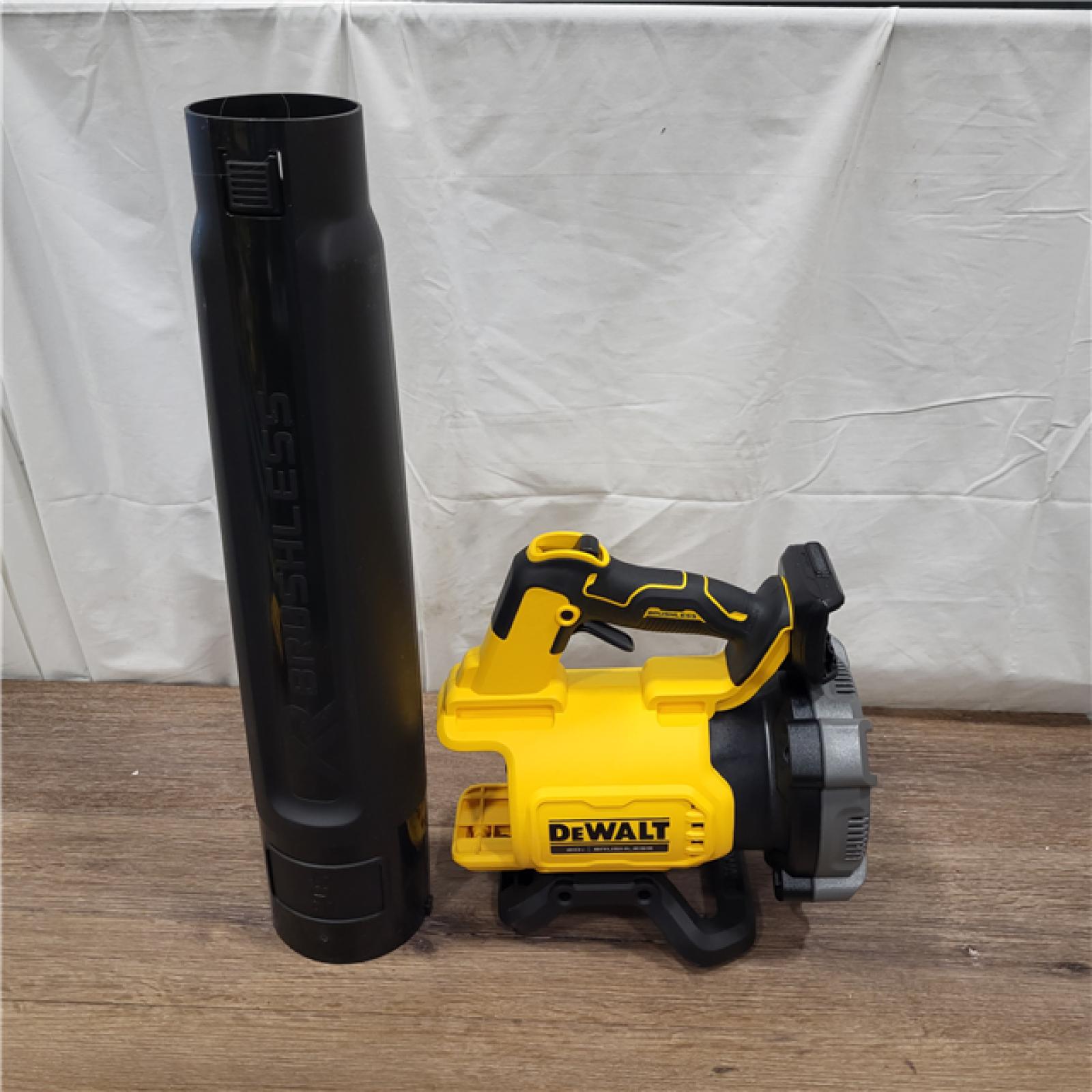 AS-IS DeWalt Brushless Cordless Battery Powered Handheld Leaf Blower KIT