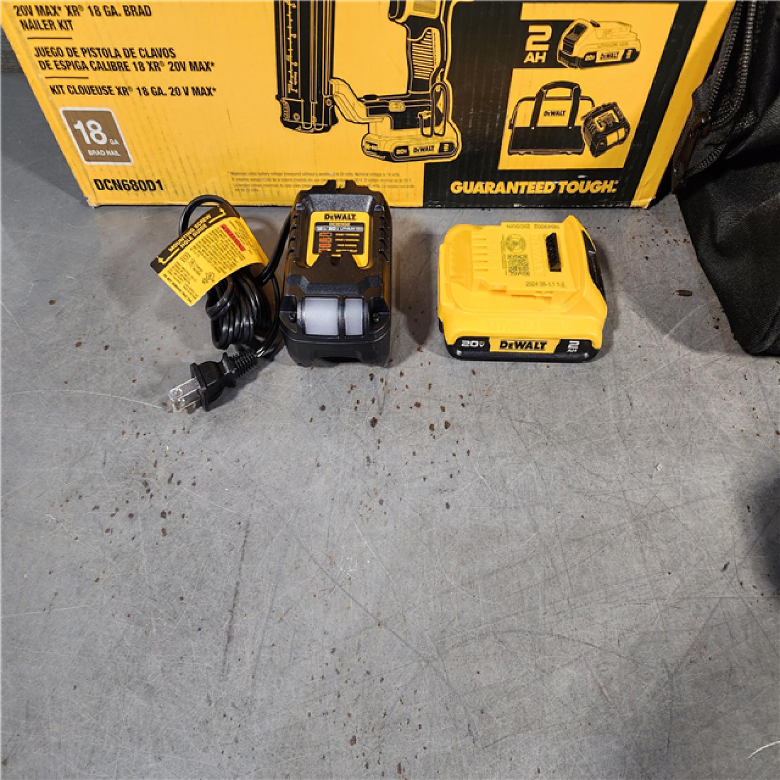 HOUSTON LOCATION - AS-IS DEWALT 20V MAX XR 18 Gauge Brad Nailer Kit