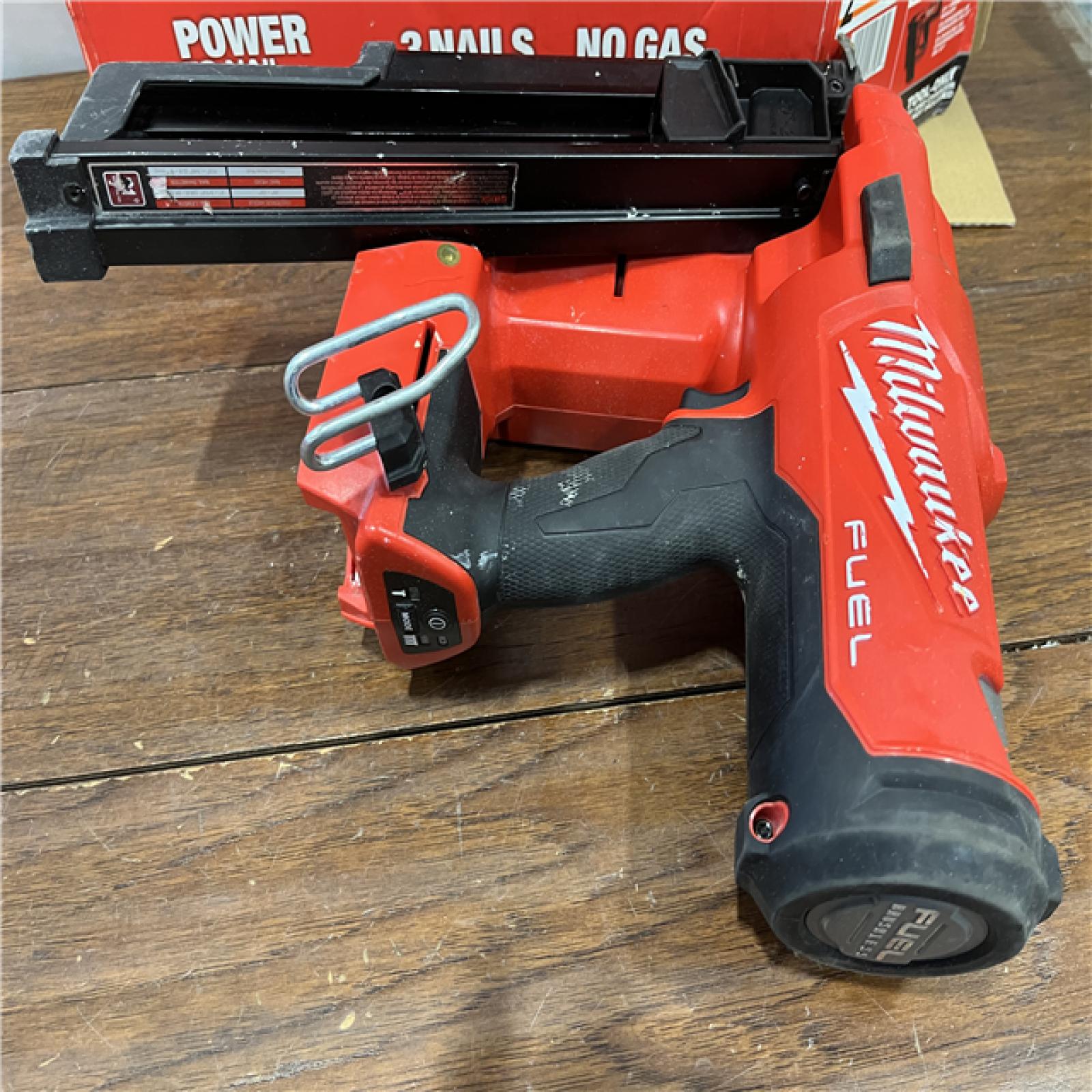 AS-IS Restored Milwaukee 2744-20 M18 FUEL 3-1/2 in. 18-Volt 21-Degree Lithium-Ion Brushless Cordless Framing Nailer (Tool-Only) (Refurbished)