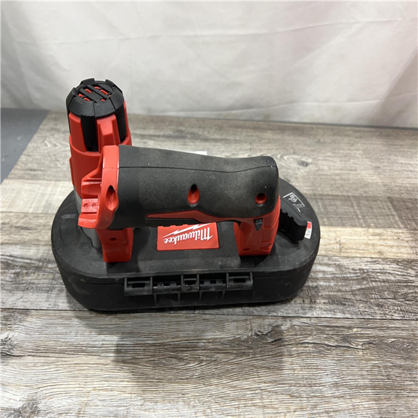 AS-IS MILWAUKEE M12 CORDLESS SUB-COMPACT BAND SAW