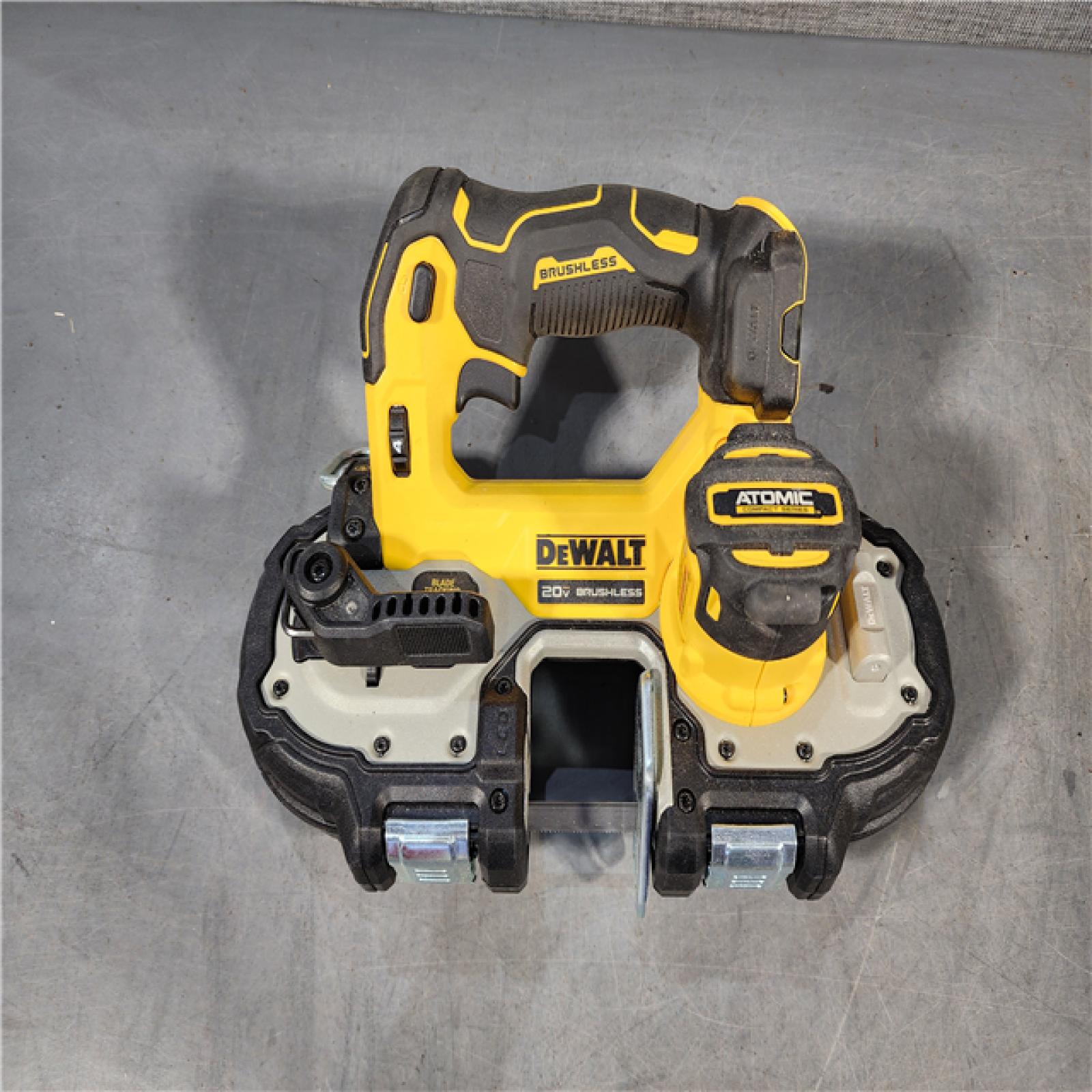 HOUSTON LOCATION - AS-IS Dewalt DCS377B 20V MAX ATOMIC Brushless Cordless 1-3/4  Compact Bandsaw (TOOL ONLY)