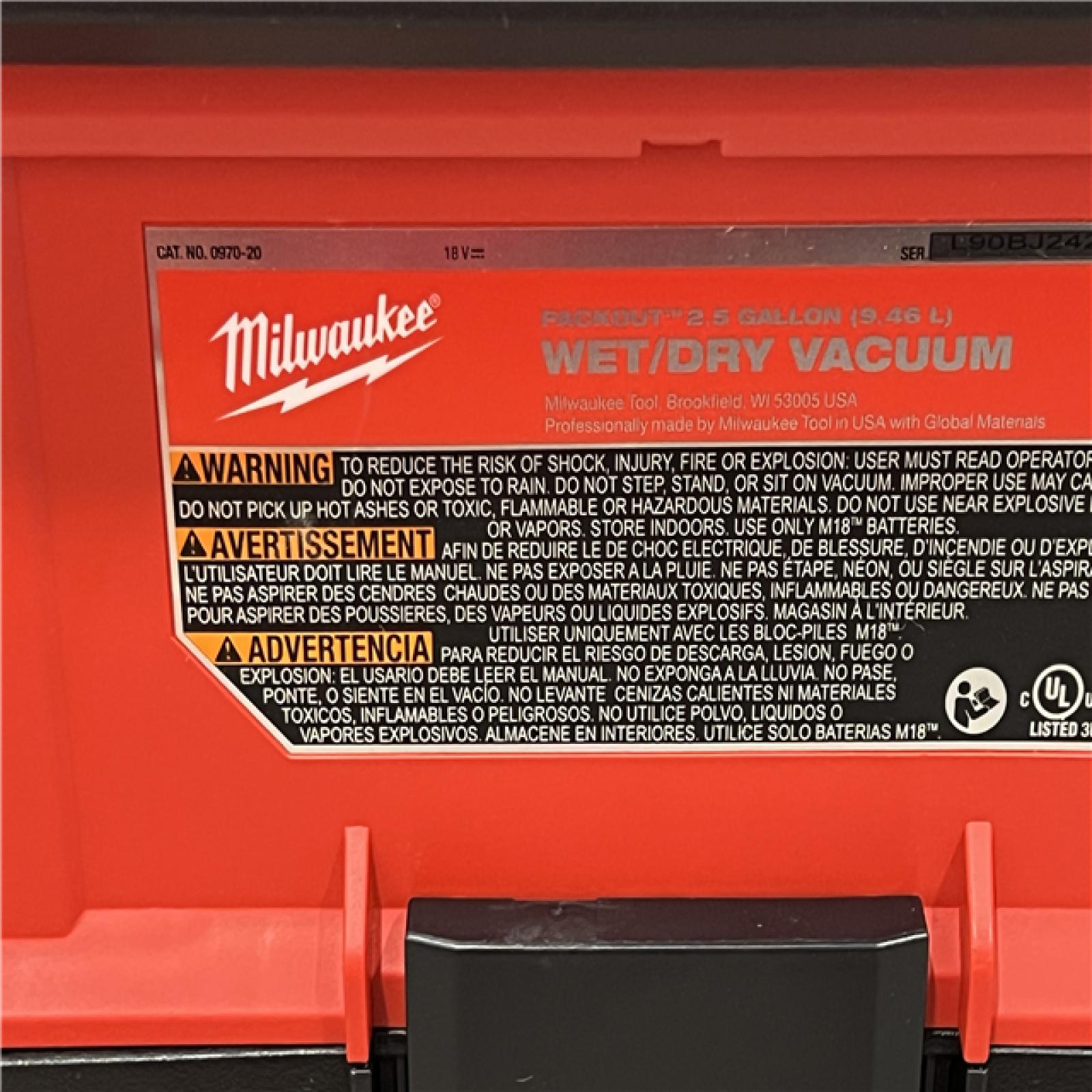 AS-IS MILWAUKEE M18 FUEL PACKOUT 18-Volt Lithium-Ion Cordless 2.5 Gal. Wet/Dry Vacuum (Vacuum-Only)