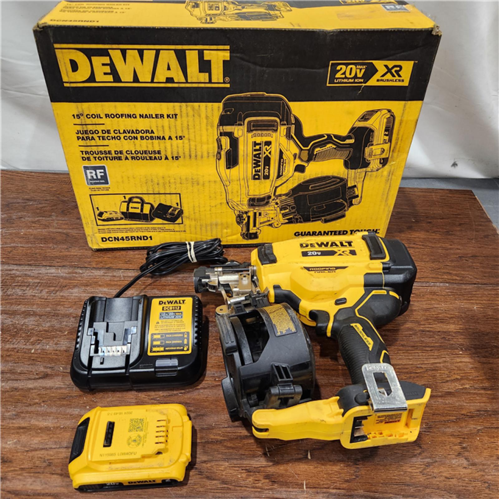 AS-IS DEWALT 2007898 Roofing Nailer Cordless