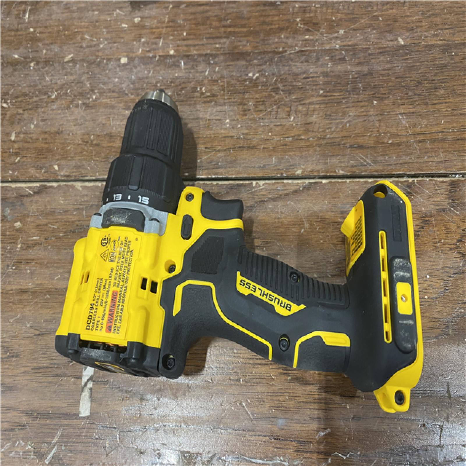 AS-ISDeWalt ATOMIC COMPACT SERIESâ„¢ 20V MAX* Brushless Cordless 1/2 in. Drill/Driver