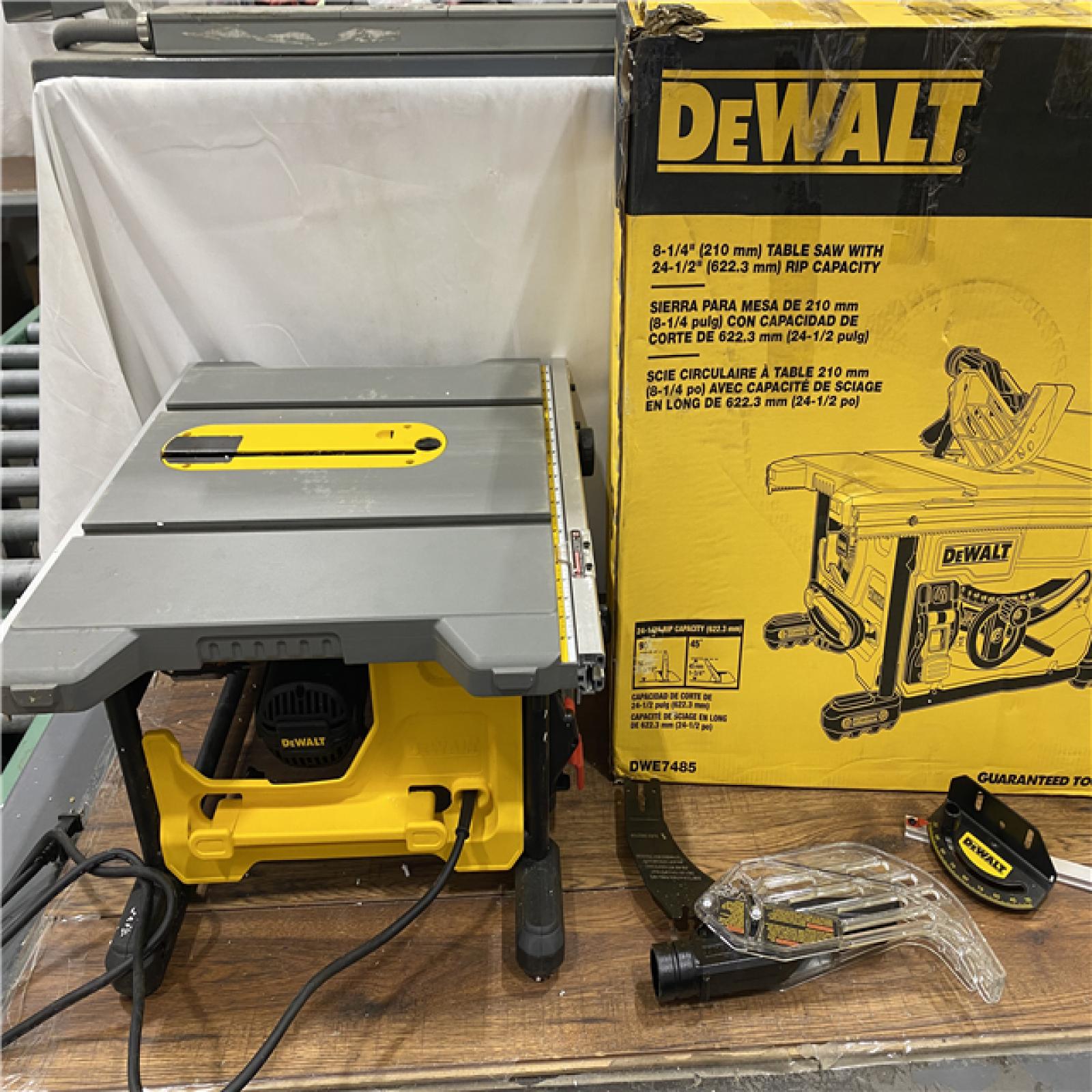 AS IS DEWALT 15 Amp Corded 8-1/4 in. Compact Portable Jobsite Tablesaw (Stand Not Included)