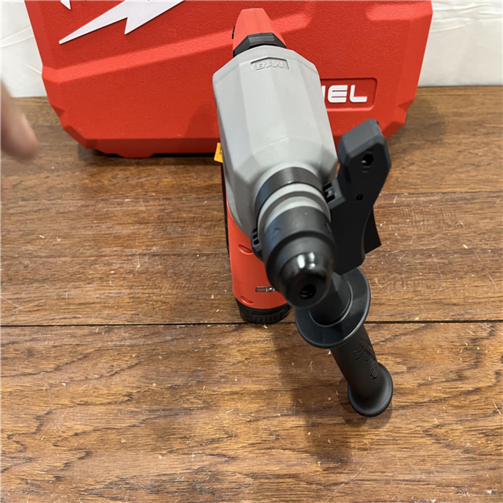 AS-IS Milwaukee 2912-22 M18 Fuel 18V 1  SDS Plus Rotary Hammer with Battery & Charger