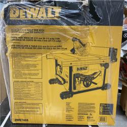 NEW! - DEWALT 15 Amp Corded 8-1/4 in. Compact Portable Jobsite Tablesaw (Stand Not Included)