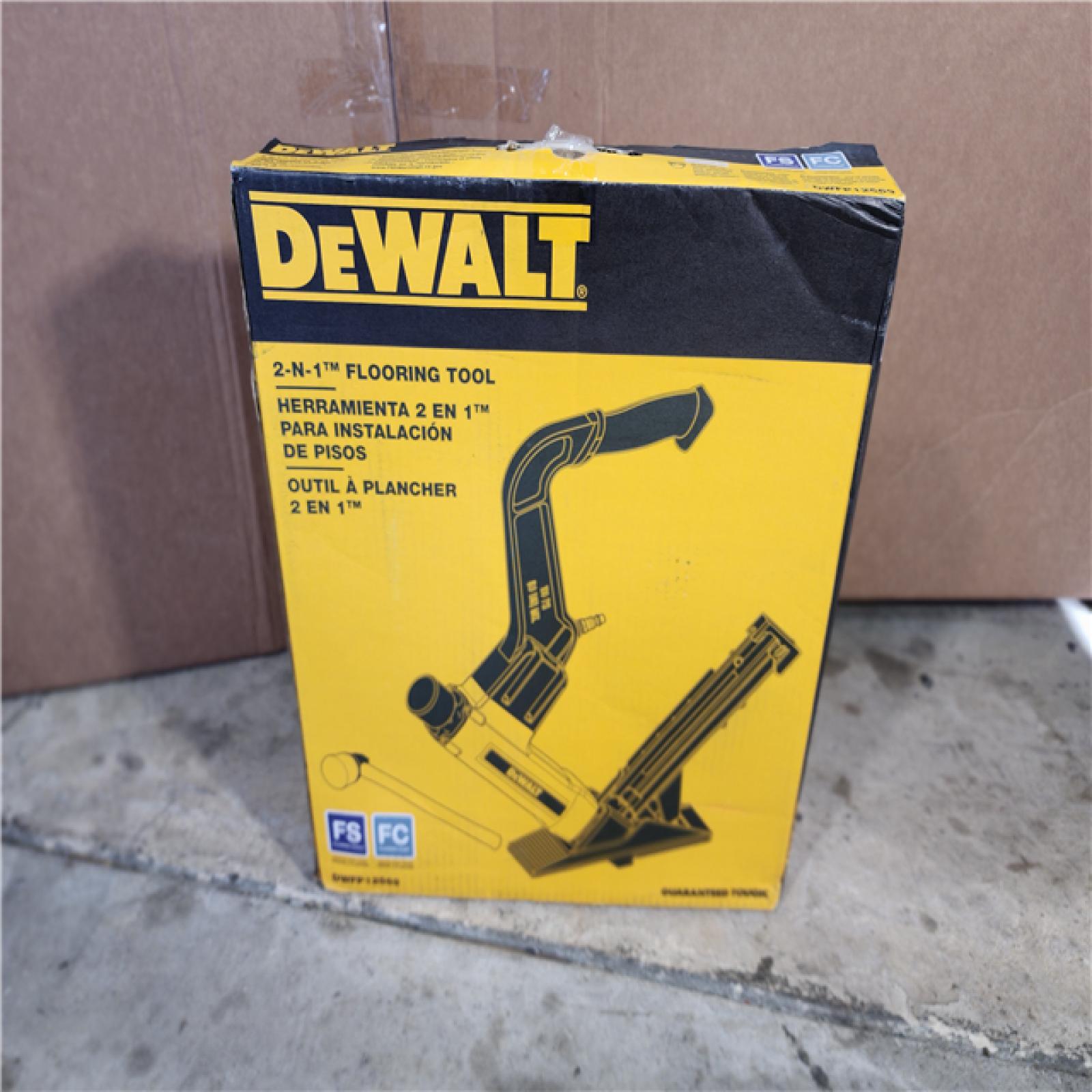 HOUSTON LOCATION - AS-IS DeWalt DWFP12569 15.5-Gauge and 16-Gauge 2-in-1 Pneumatic Flooring Tool