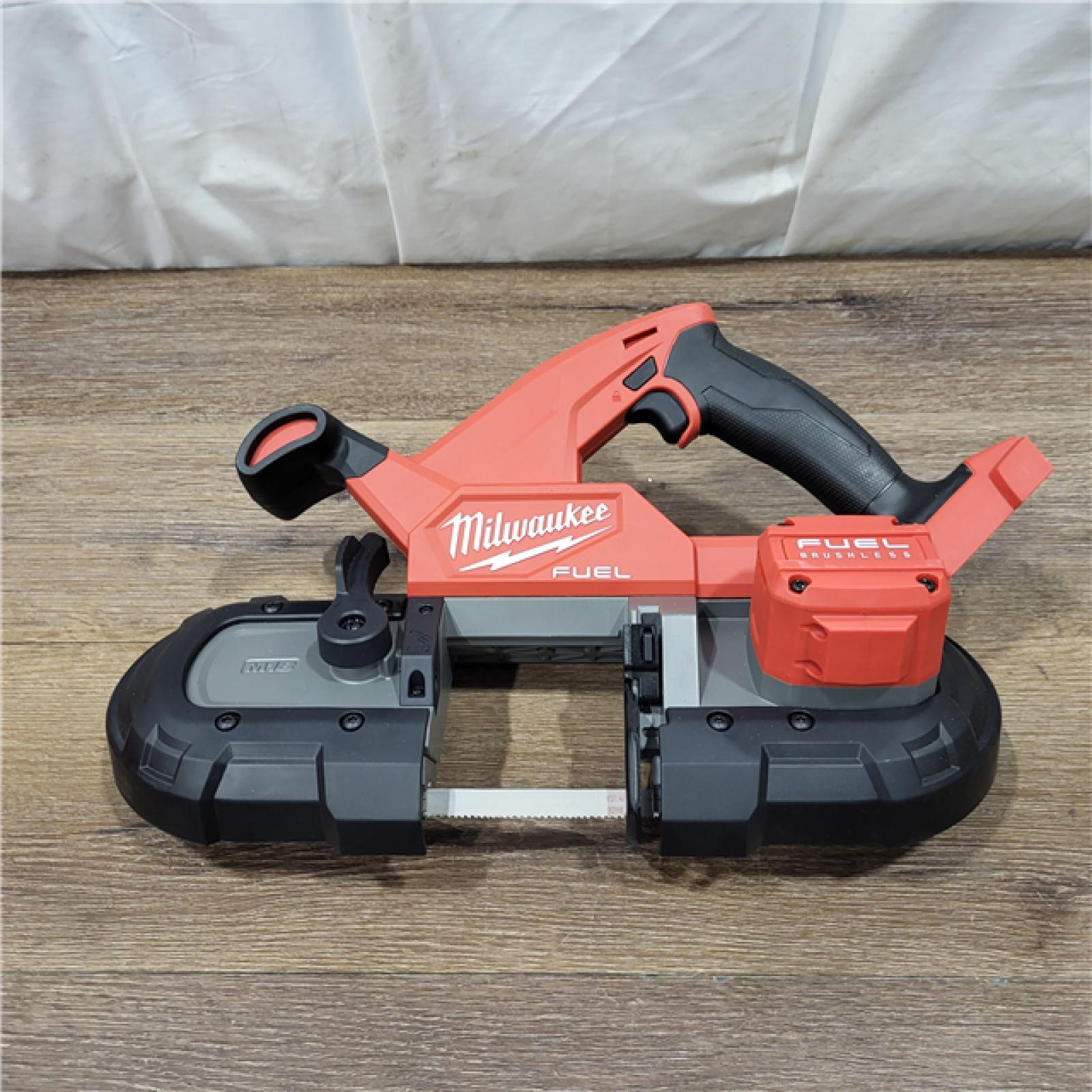 AS-IS Milwaukee M18 FUEL Compact Band Saw