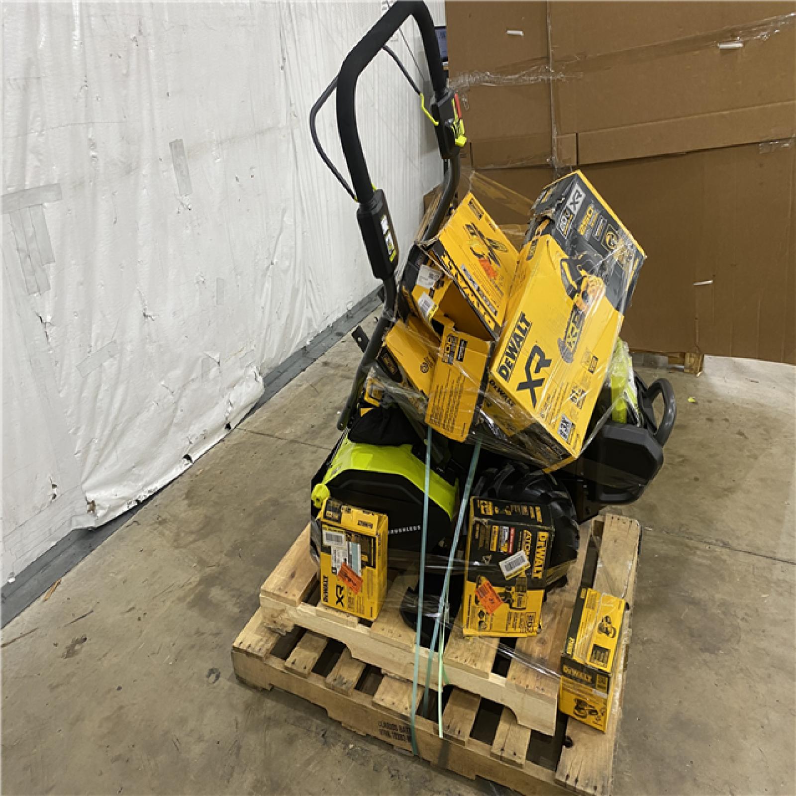 Houston Location AS IS - Tool Pallet