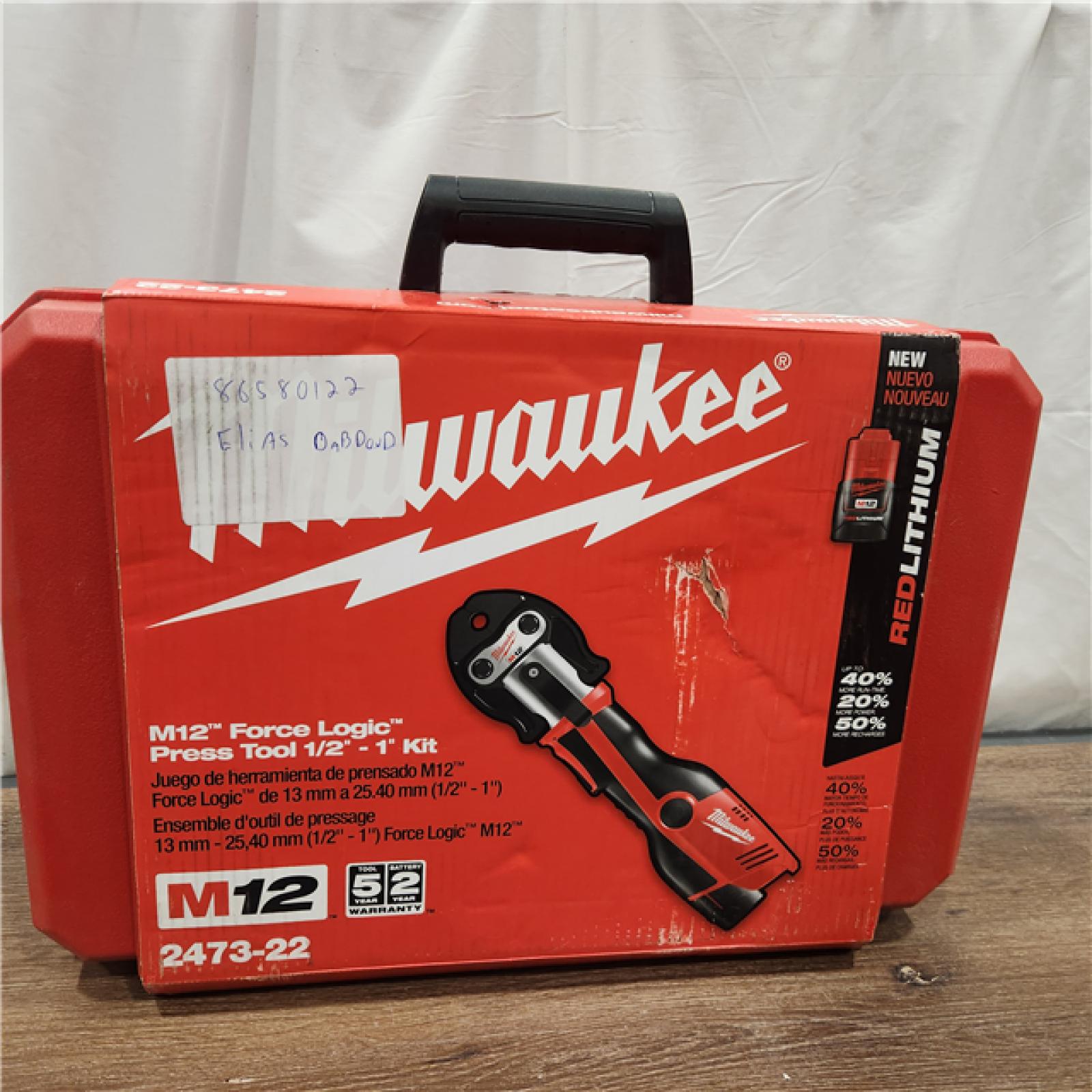 AS-IS Milwaukee M12 Force Logic Press Tool 1/2 in. to 1 in. Kit