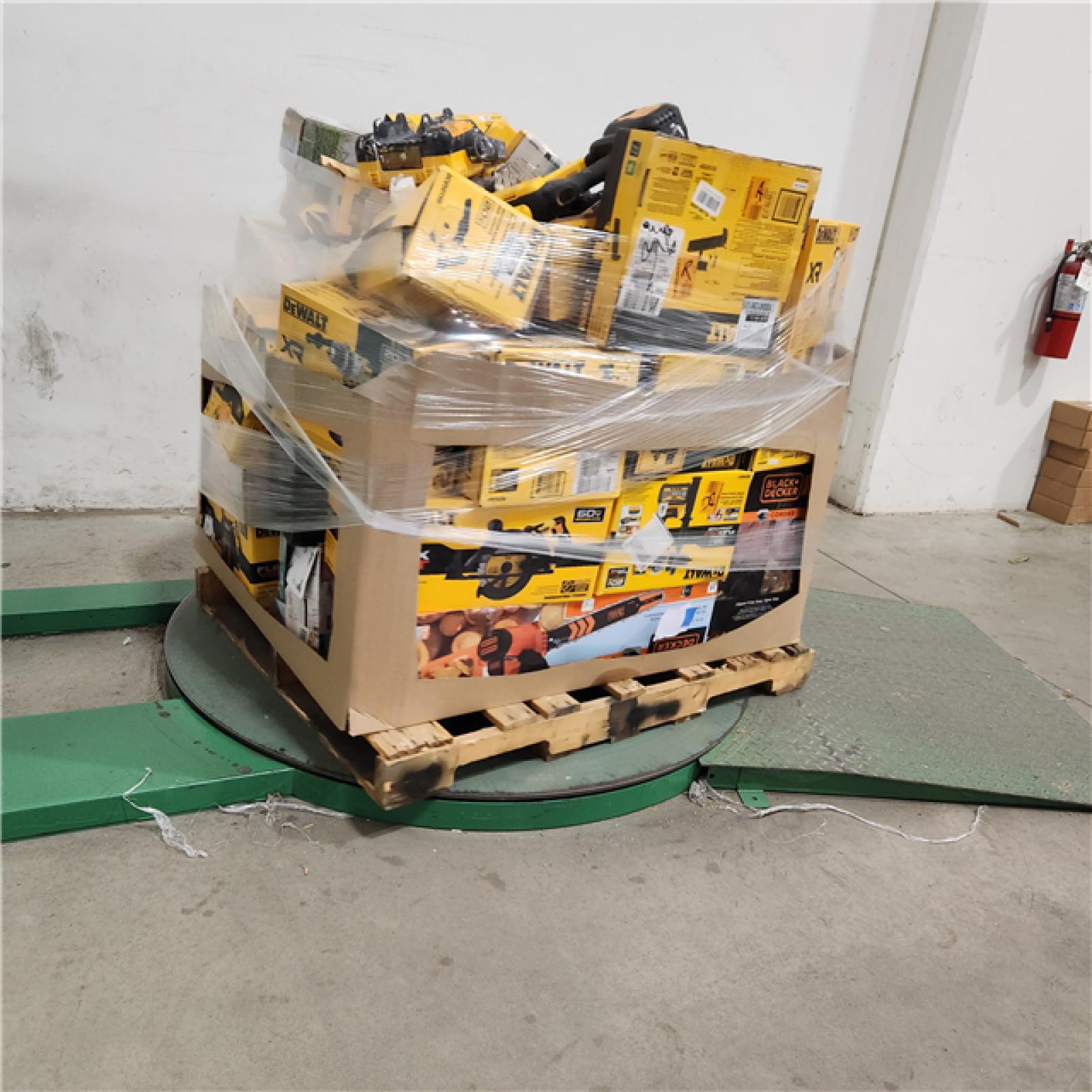 Dallas Location - As-Is DEWALT Tool Pallet