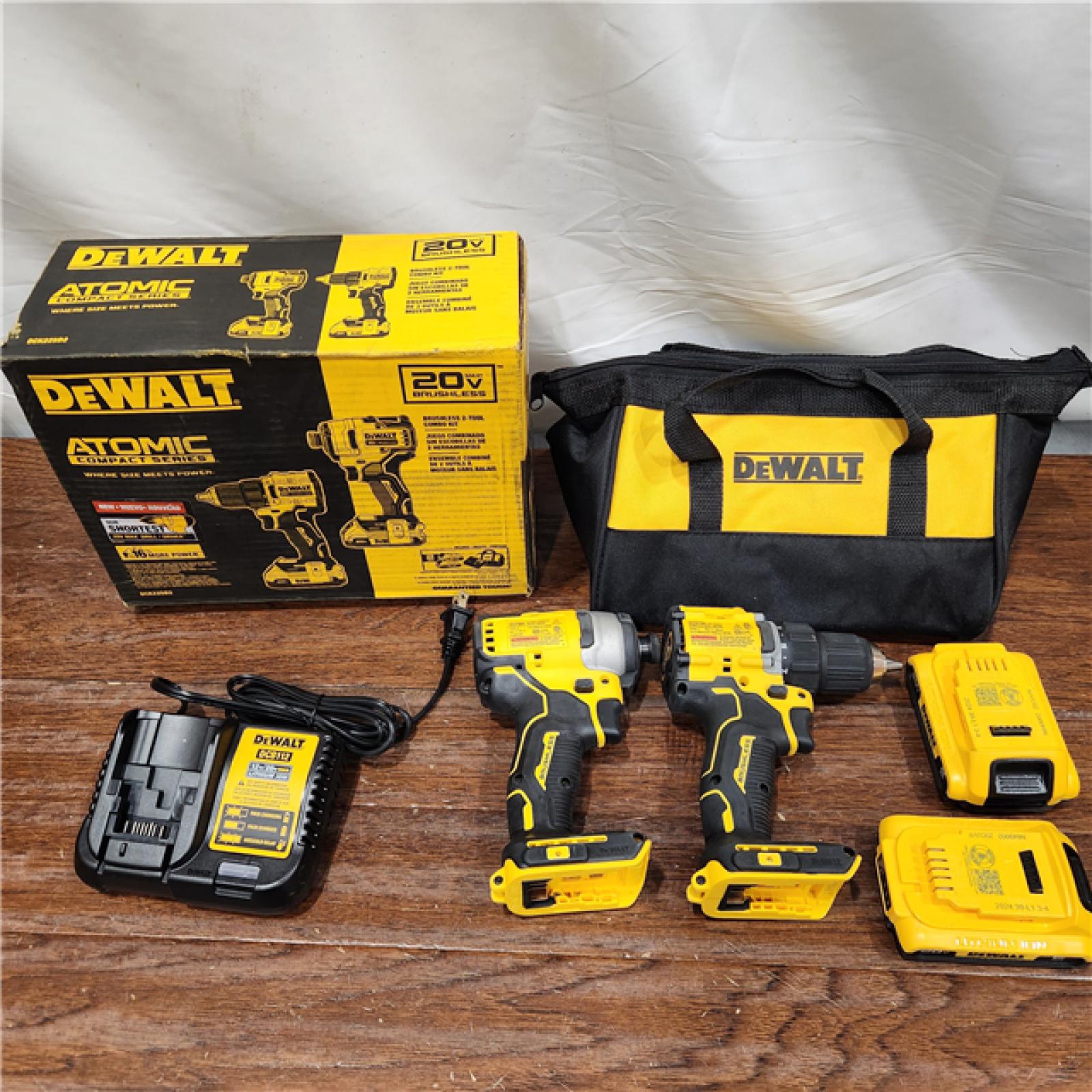 AS-IS DEWALT ATOMIC 20-Volt MAX Lithium-Ion Cordless Combo Kit (2-Tool) with (2) 2.0Ah Batteries, Charger and Bag