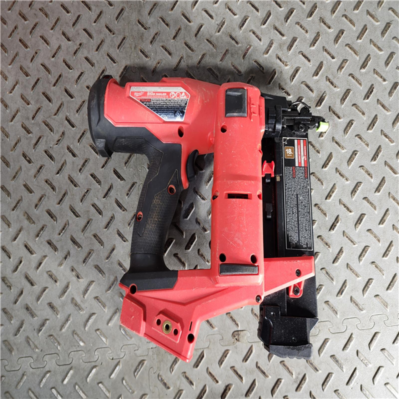 HOUSTON LOCATION - AS-IS Milwaukee M18 Fuel 18V Brushless 18-Gauge Brad Nailer 2746-20 (Bare Tool)