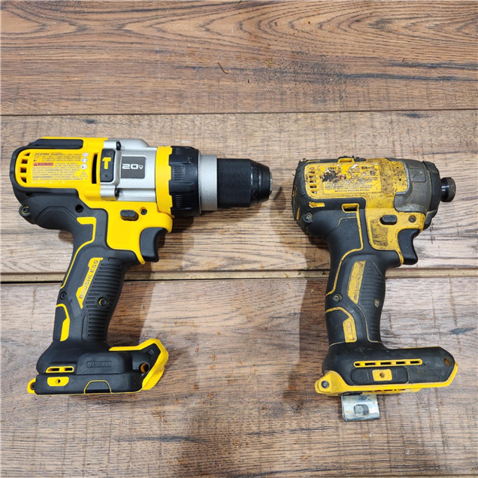 AS-IS 20V MAX Cordless Brushless Hammer Drill/Driver 2 Tool Combo Kit with FLEXVOLT ADVANTAGE