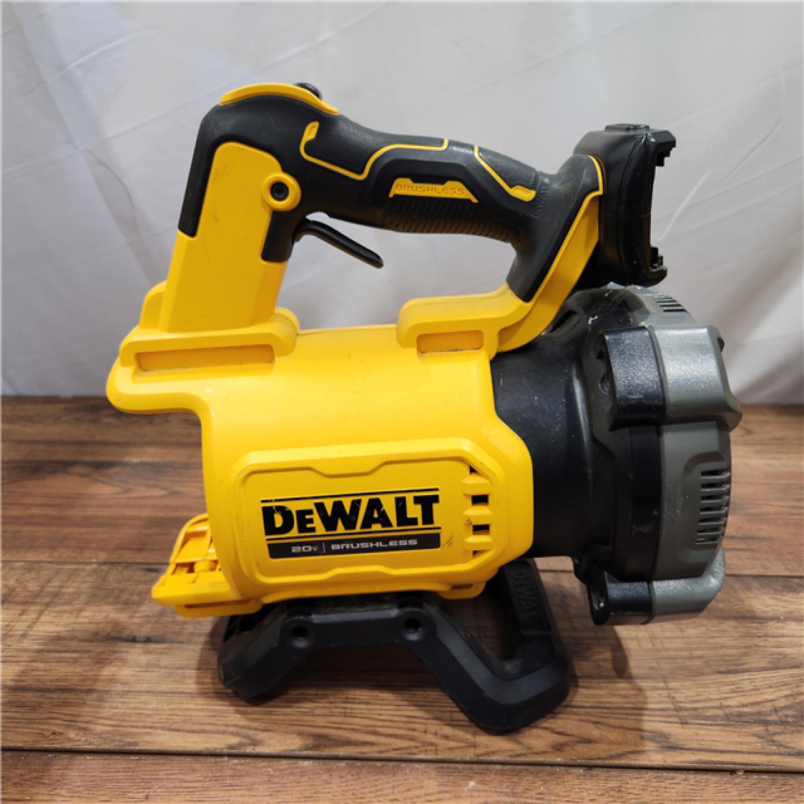 AS-IS DEWALT 20V MAX Brushless Cordless Handheld Axial Leaf Blower Kit