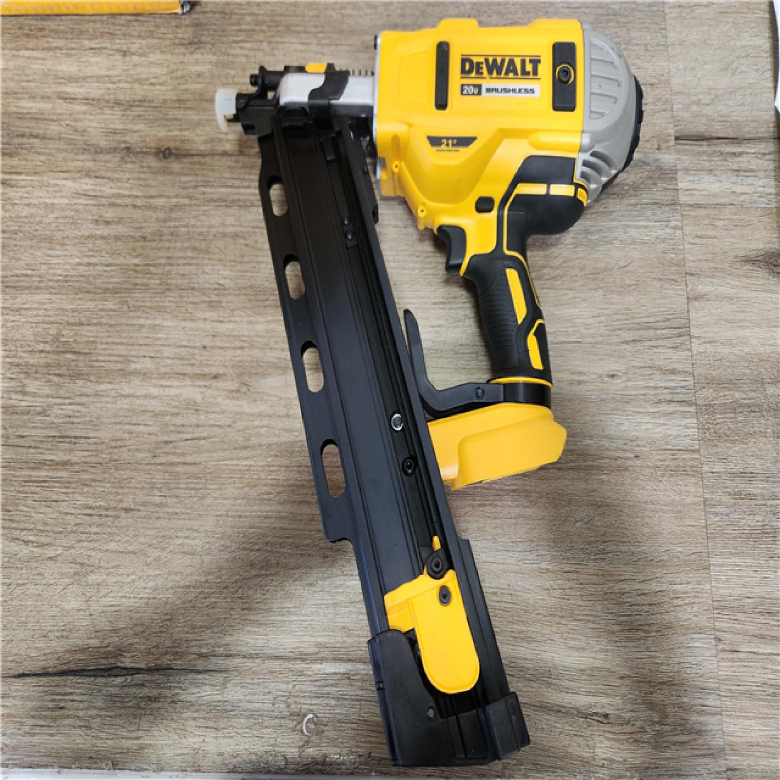 Phoenix Location Appears NEW DEWALT 20V MAX XR Lithium-Ion Cordless Brushless 2-Speed 21° Plastic Collated Framing Nailer with 4.0Ah Battery and Charger