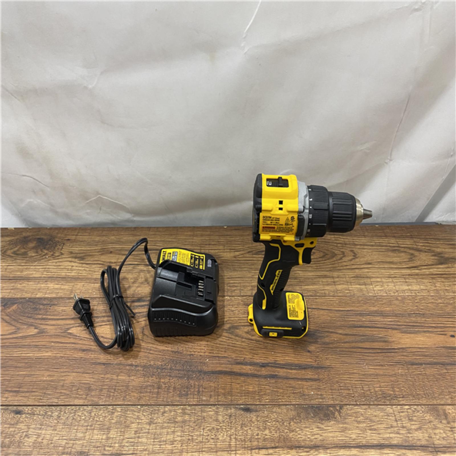 AS IS DeWalt ATOMIC COMPACT SERIESâ„¢ 20V MAX* Brushless Cordless 1/2 in. Drill/Driver