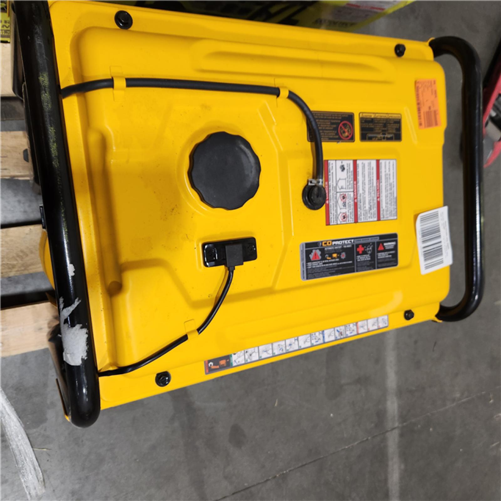 Dallas Location - As-Is DEWALT DXGNR8000 8000W Gasoline Portable Generator