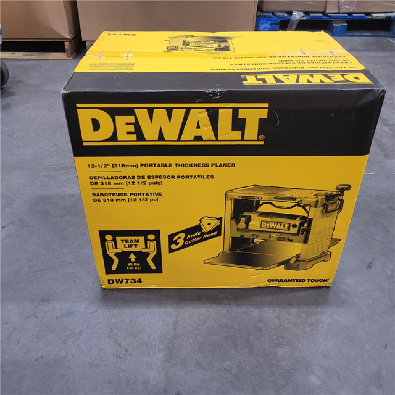 NEW! DEWALT 15 Amp Corded 12.5 in. Bench Planer