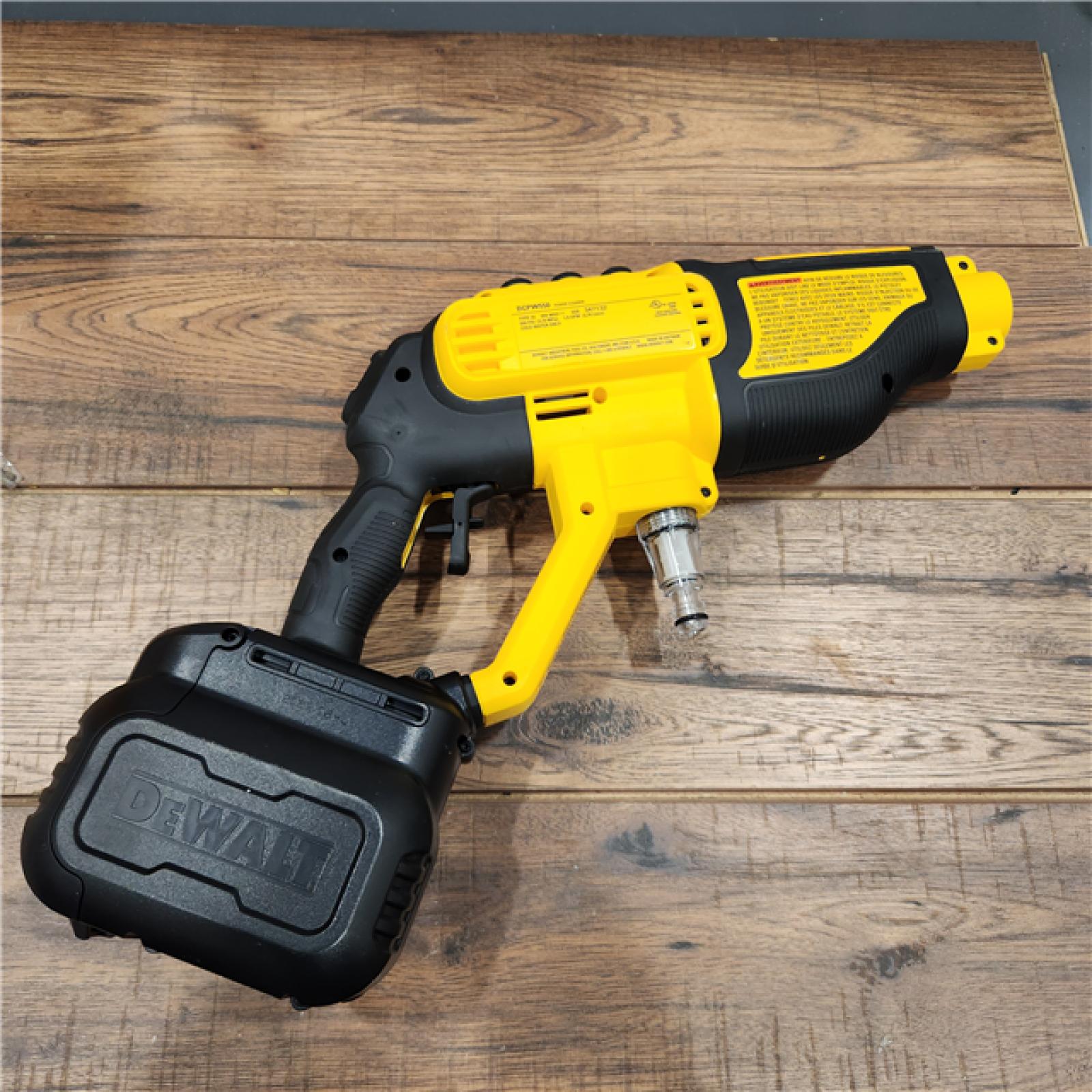 AS-IS DEWALT 20V MAX 550 PSI 1.0 GPM Cold Water Cordless Battery Power Cleaner with 4 Nozzles (Tool Only)