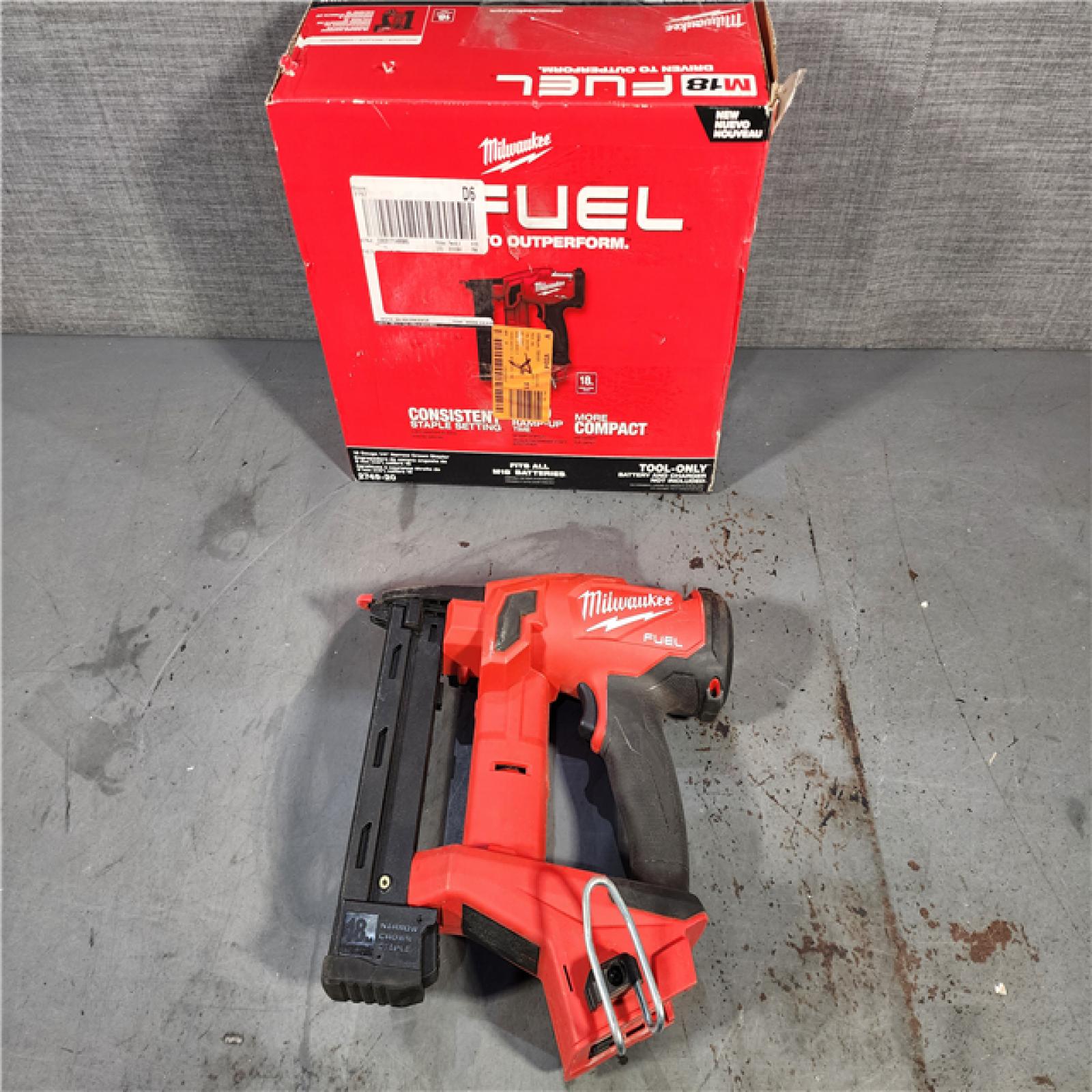 HOUSTON LOCATION - AS-IS M18 FUEL 18-Volt Lithium-Ion Brushless Cordless 18-Gauge 1/4 in. Narrow Crown Stapler (Tool-Only)