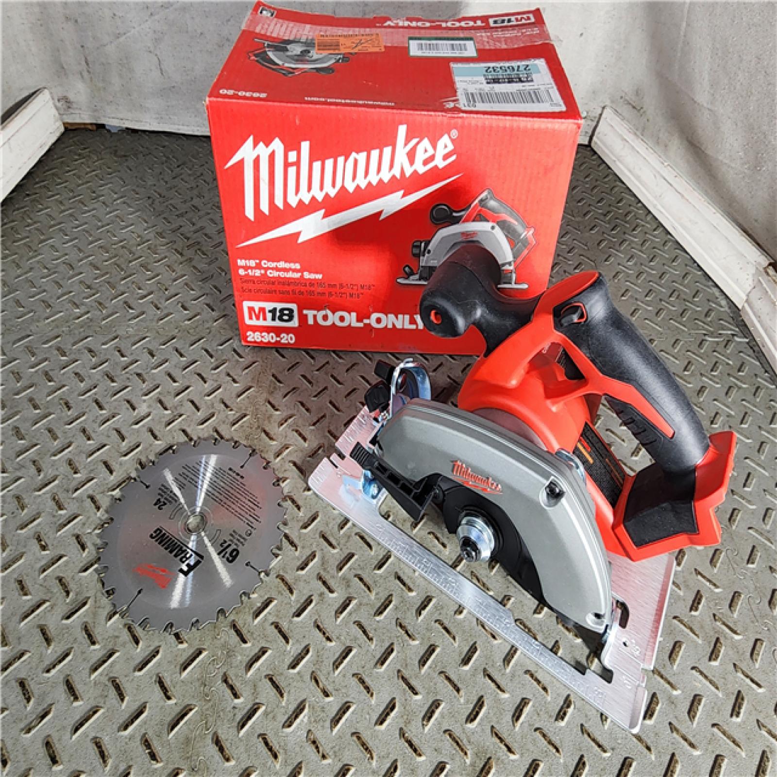 HOUSTON LOCATION - AS-IS (APPEARS LIKE NEW) Milwaukee M18 6 1/2 Circular Saw (Tool Only)