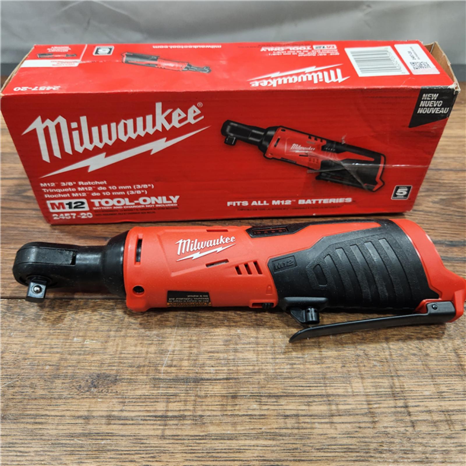 AS-IS Milwaukee M12 Cordless 3/8 in. Ratchet (Tool Only)