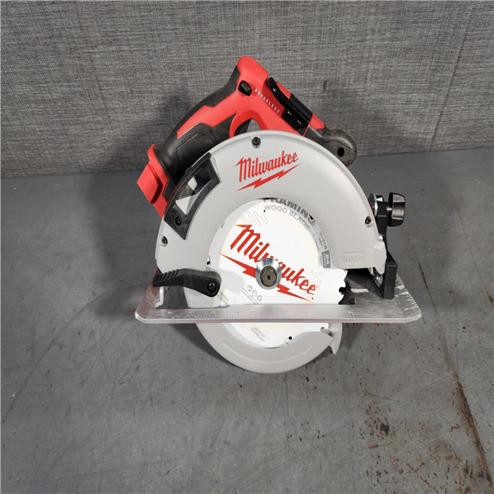 HOUSTON LOCATION - AS-IS Milwaukee M18 7-1/4  18V Brushless Circular Saw 2631-20 (Bare Tool)