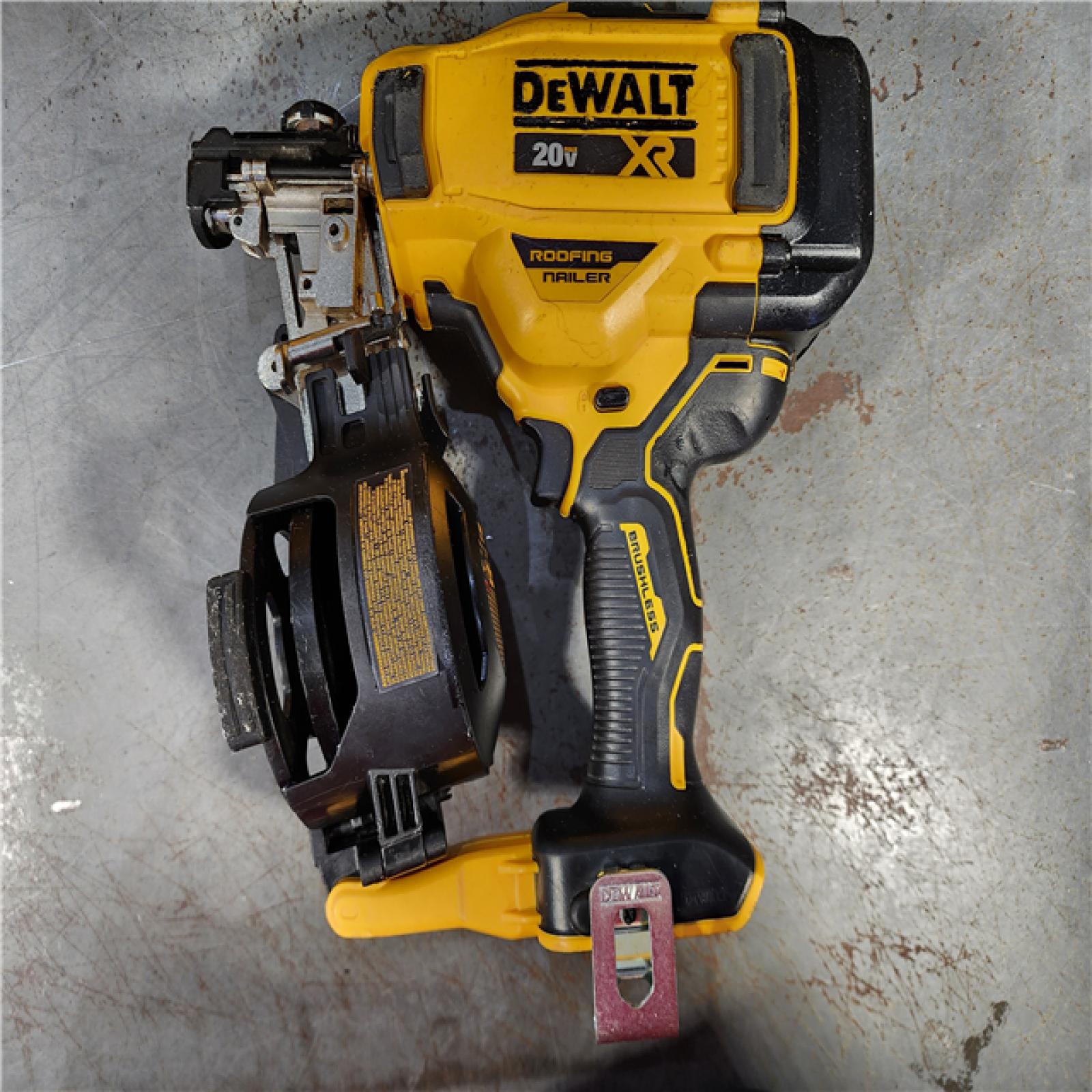 HOUSTON LOCATION - AS-IS DEWALT 2007898 Roofing Nailer Cordless