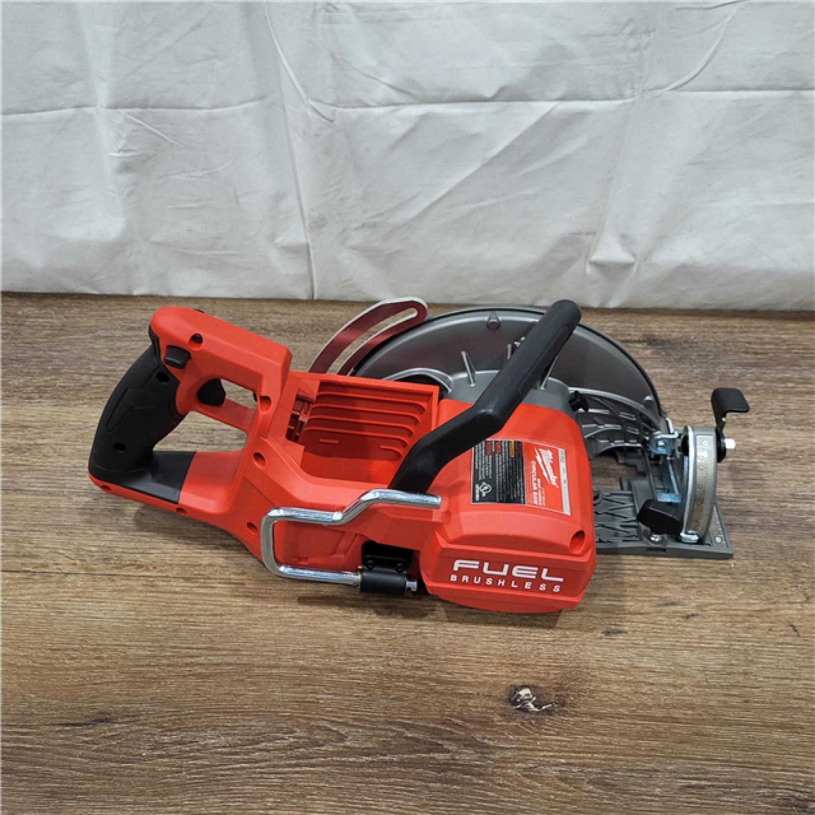 AS-IS Milwaukee 2830-20 Rear Handle Circular Saw M18 FUEL 7-1/4  Cordless Brushless Tool Only