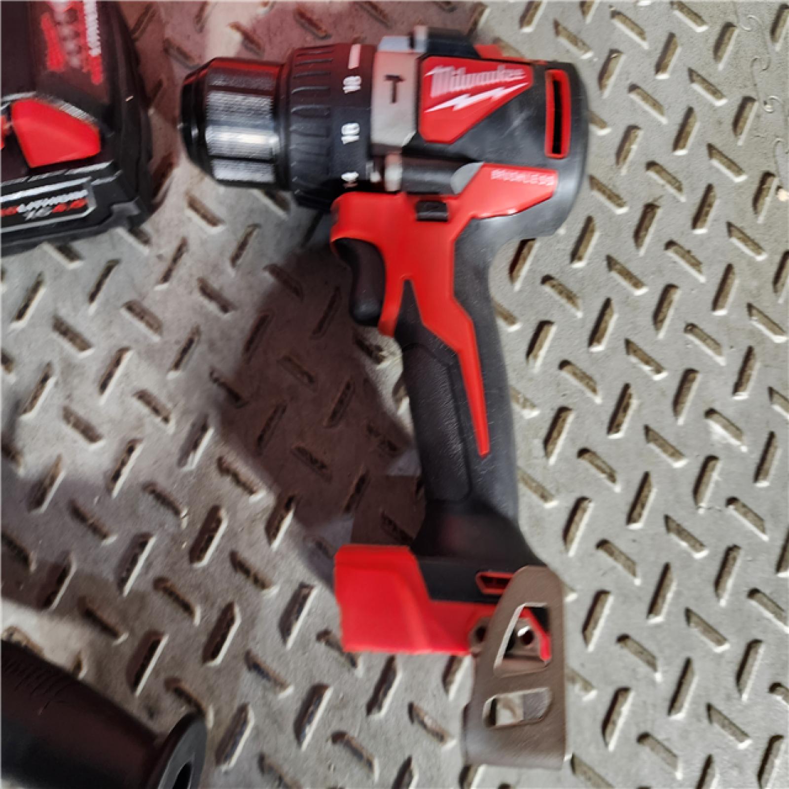 HOUSTON LOCATION - AS-IS (APPEARS LIKE NEW) Milwaukee M18 18-Volt Lithium-Ion Brushless Cordless 1/2 in. Compact Hammer Drill/Driver Kit w/Two 4.0Ah Batteries, Charger and Hard Case