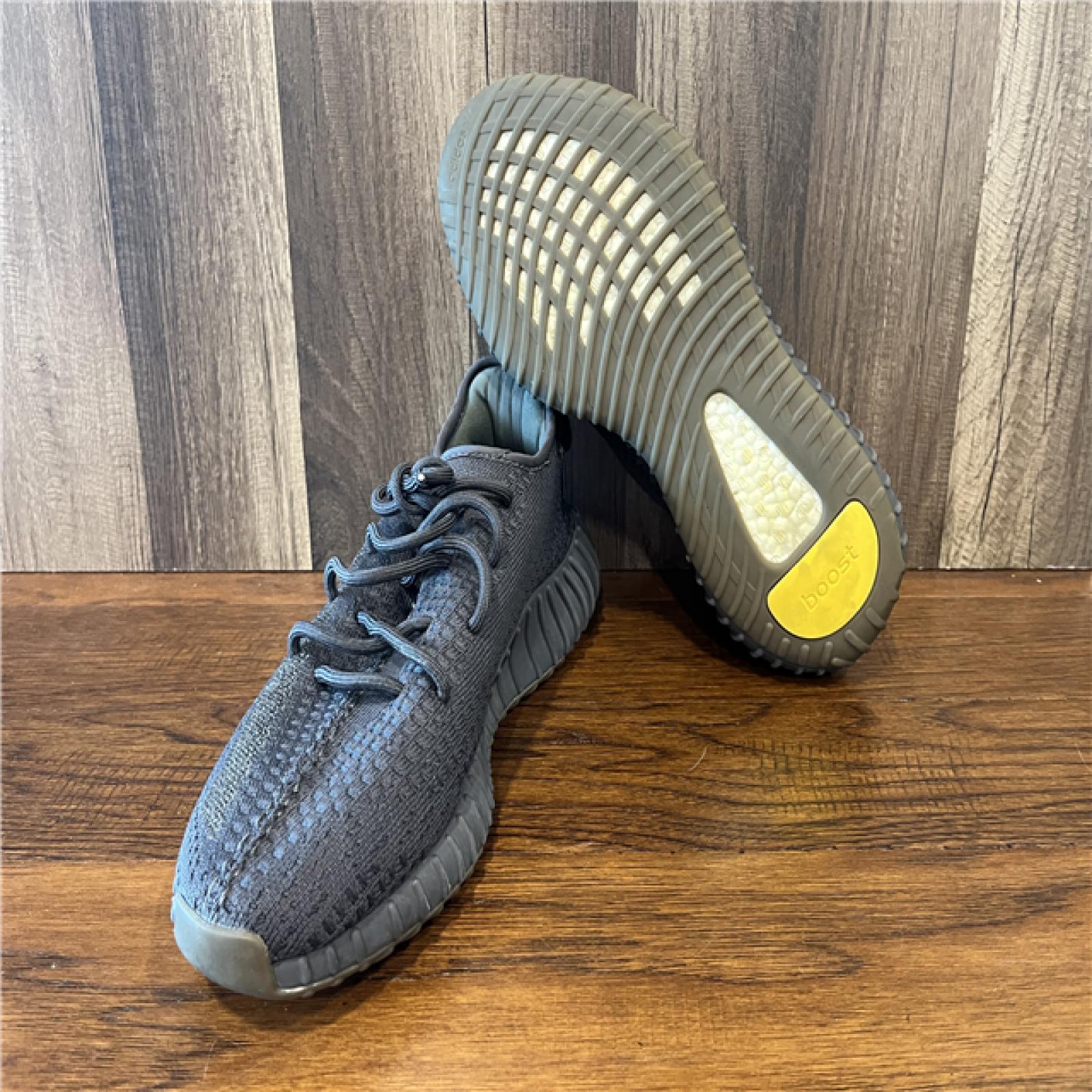 Adidas Yeezy 350 V2  - Onix SZ 9