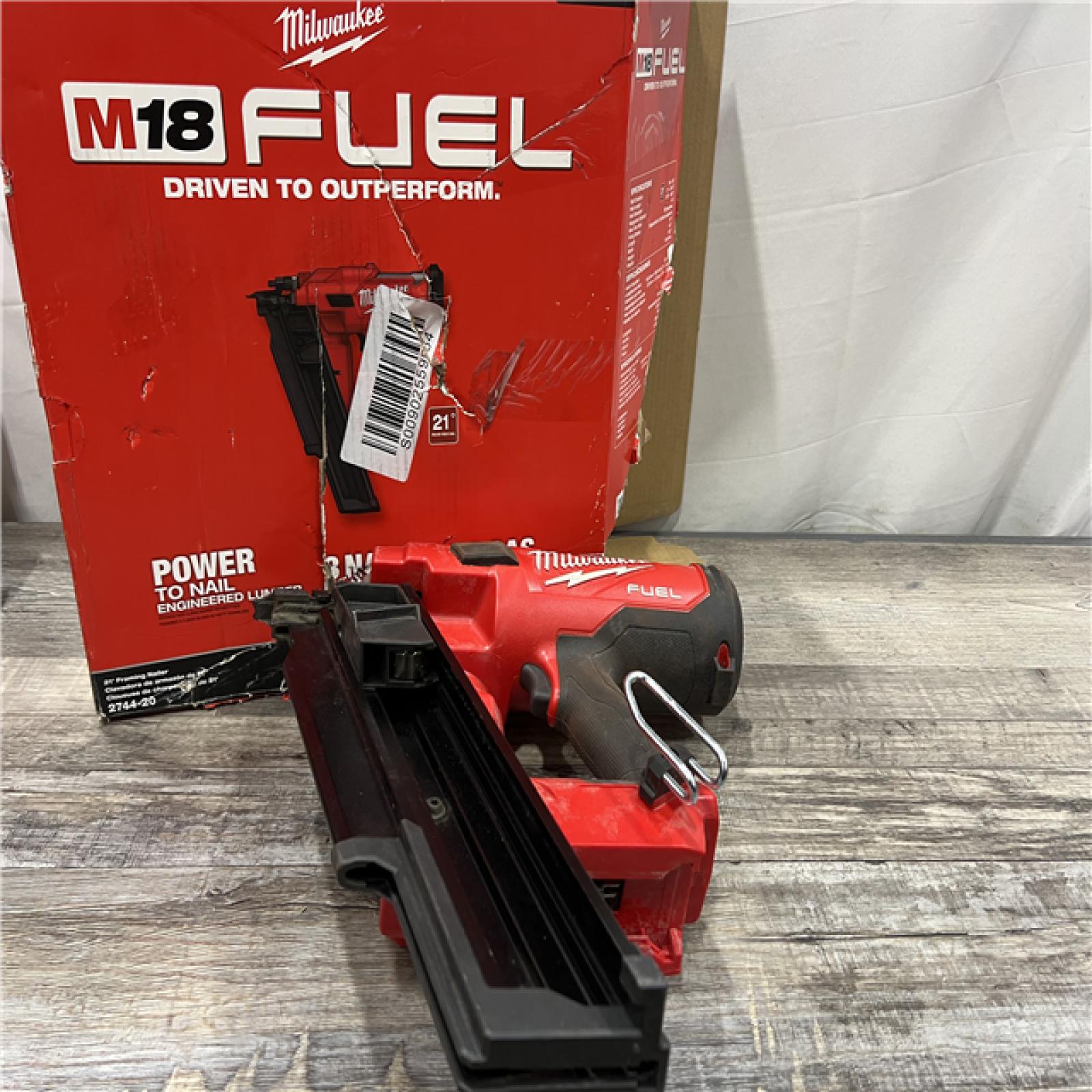 AS-IS Milwaukee 2744-20 M18 FUEL 3-1/2 in. 18-Volt 21-Degree Lithium-Ion Brushless Cordless Framing Nailer (Tool-Only) (Refurbished)