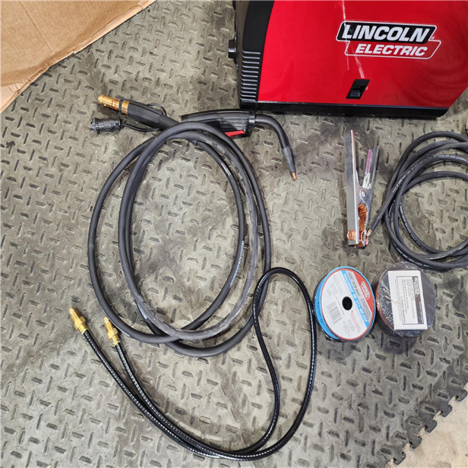 HOUSTON LOCATION - AS-IS Lincoln Electric 180 Amp Weld-Pak 180 HD